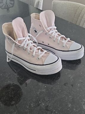 Converse Chuck Taylor High-Top Platform Canvas Sneakers in Pale Pink - Women's